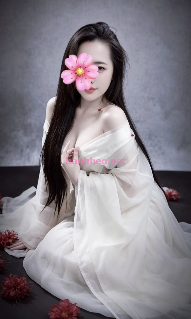 HOT 💎Babe Quỳnh Nhi💎Mắt Nai Siêu dâm