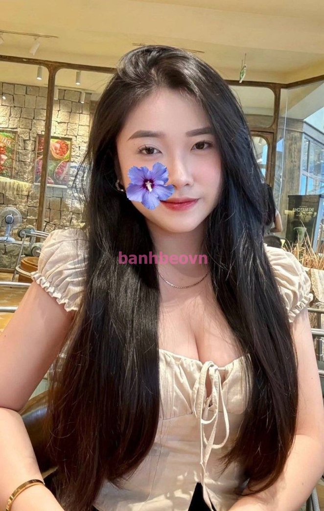 LINH ANH- EM GÁI DÂM ĐÃNG
