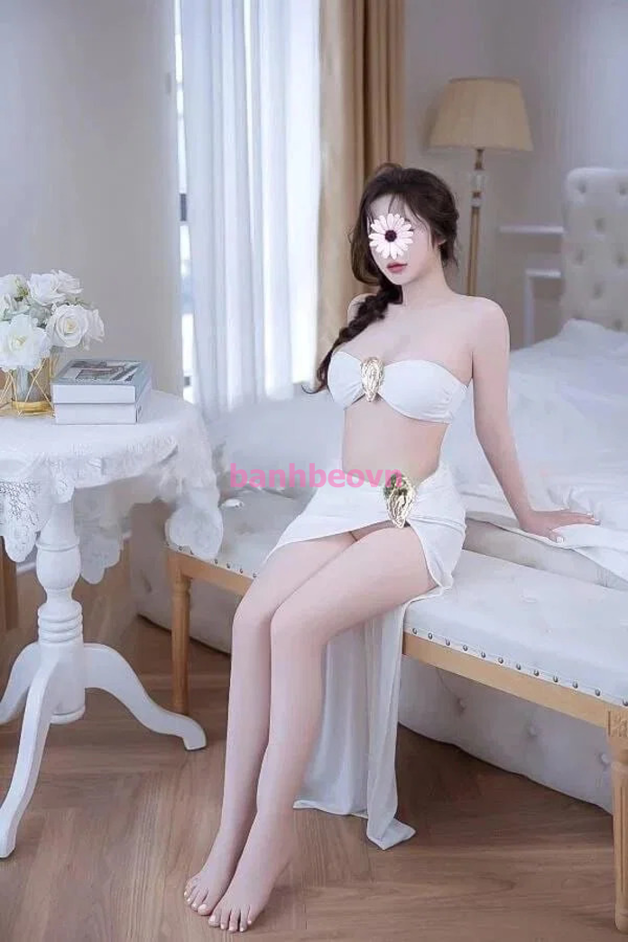 KHÁNH CHI - MẶT XINH BODY GỢI CẢM – GẦM CAO CHÂN DÀI – VÚ BÍM TUYỆT ĐẸP – LÀM TÌNH BÀI BẢN CHIỀU KHÁCH MỌI TƯ THẾ THĂNG HOA.