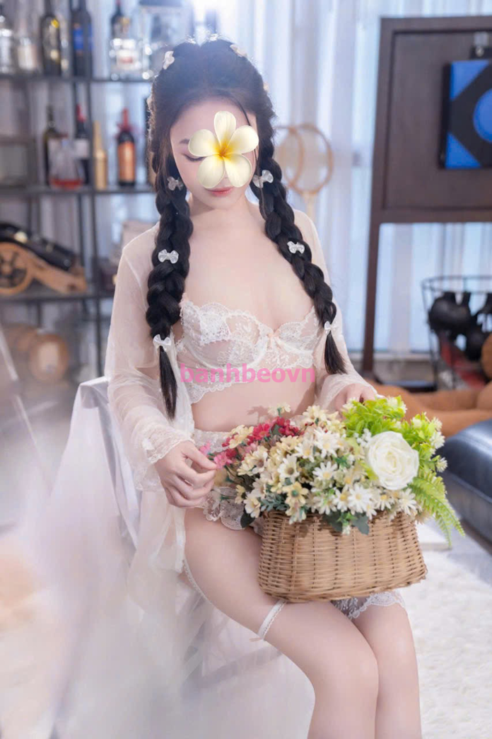 ❤️ An An ❤️ Xinh Gái Trắng Trẻo Hot Trong Tầm Giá