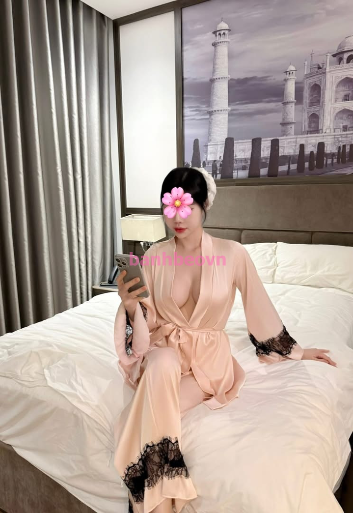 Diệu Nhi Xinh Iu-ZALO 0822672551 - Non Tơ Xinh Xắn - Yêu Kiều Quyến Rũ - Say Đắm Si Mê Em